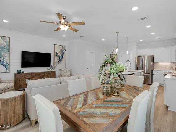 221 Skylah Ln #11, Panama City Beach, FL 32407