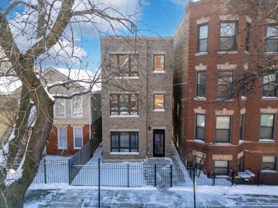 2821 W Jackson Ave, Chicago, IL, 60612