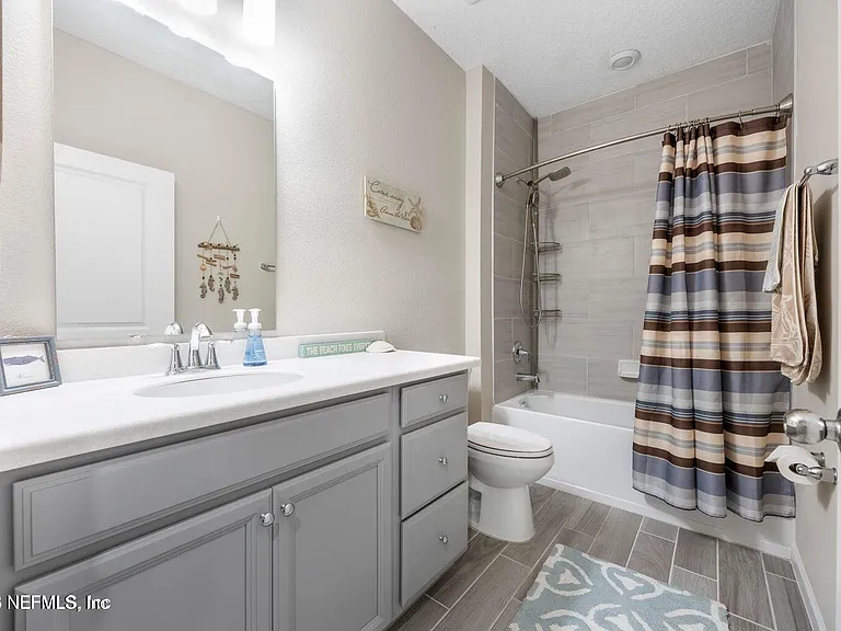 1780 Amberly Dr — Photo 40