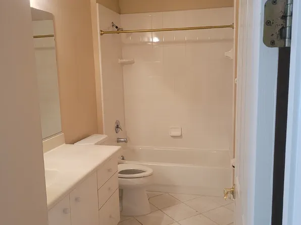 29 Kingsbridge Crossing Dr, Ormond Beach, FL 32174
