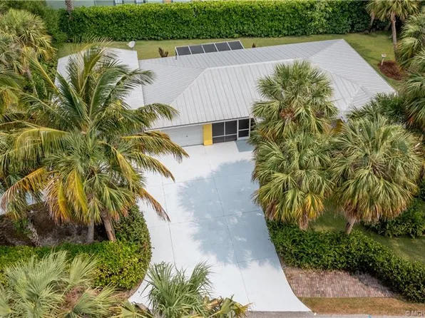 11899 SE Indian River Dr N, Hobe Sound, FL 33455