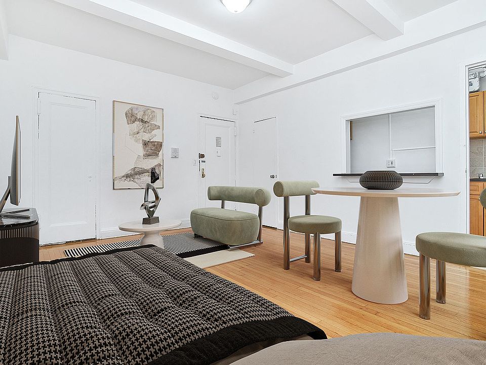1st image of 135 E 50th St APT 2C