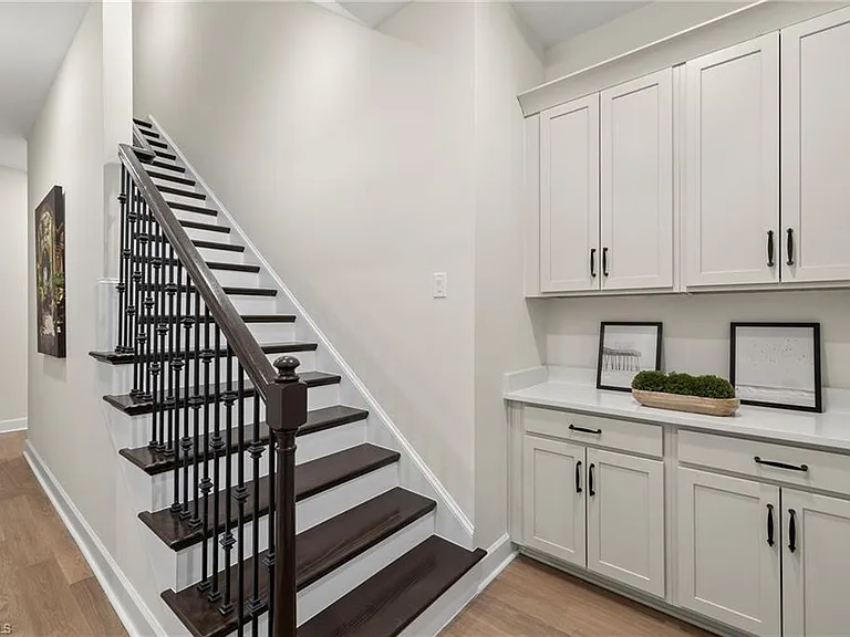 15429 Turin Dr — Photo 31