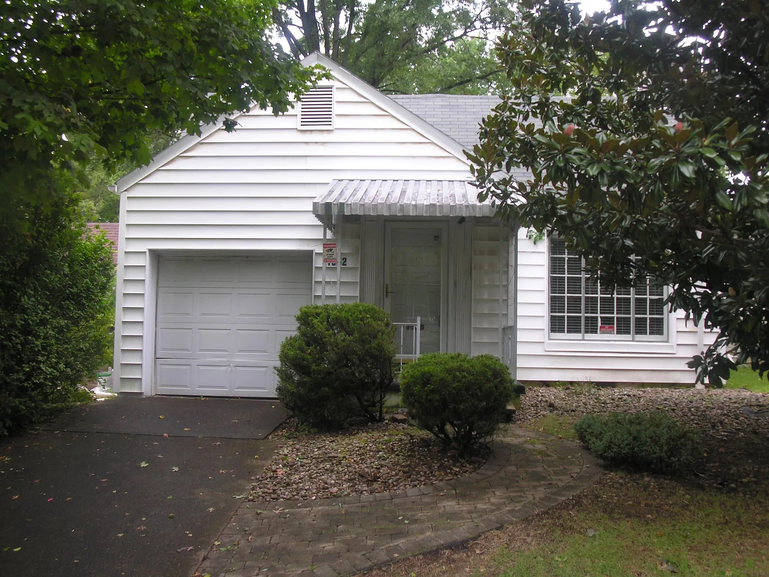 1662 Glenway Ln photo 1