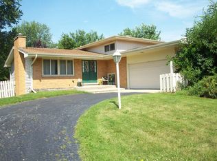 770 S York Rd, Bensenville, IL 60106