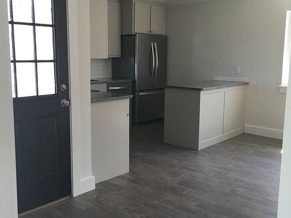 5th image of 6001 Palmetto Trl