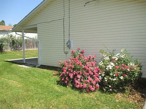 5th image of 859 Glasgow Dr