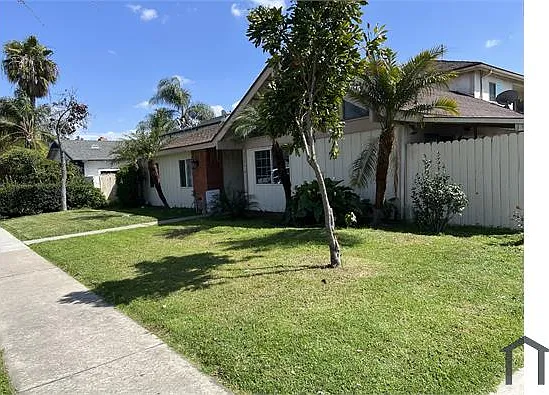 2546 E Terrace St #A — Photo 5