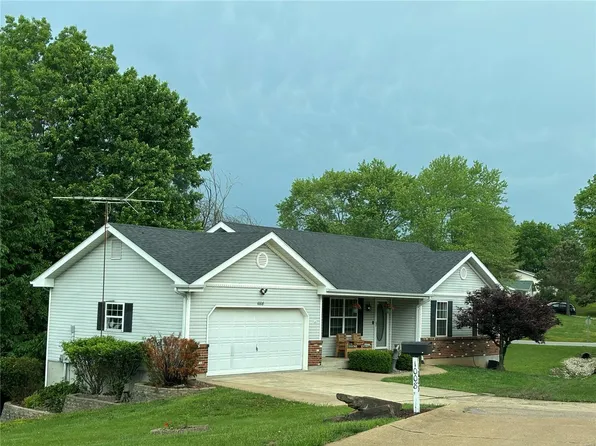 1008 Cathy Cir, Saint Clair, MO 63077