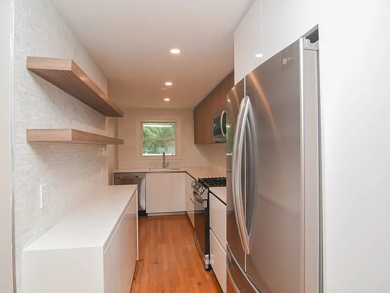 37-49 Arcadia Ave #45 — Photo 5