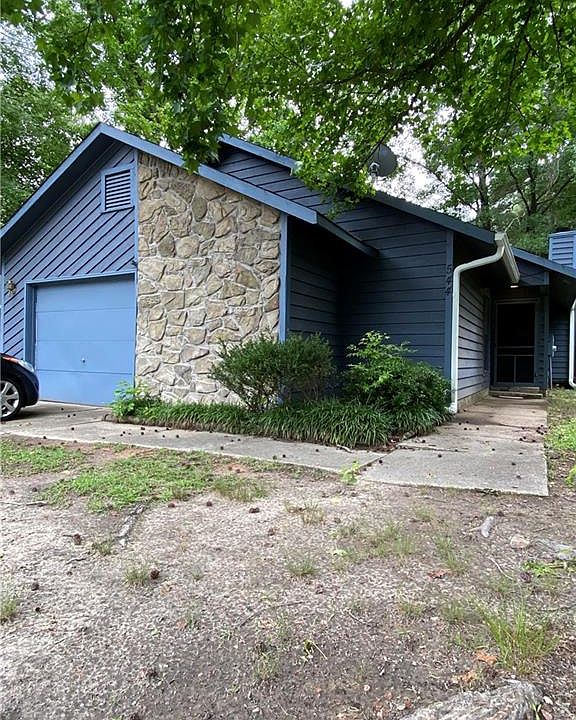 1st image of 544 Crooked Creek Ct