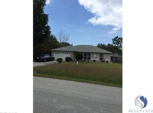 8205 Albatross Rd, Fort Myers, FL 33967