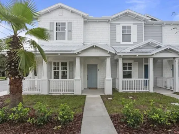 131 N Ring Ave, Tarpon Springs, FL 34689