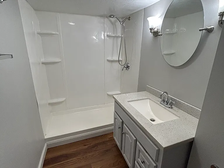 303 Milk St #BASEMENT — Photo 9