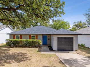 911 Winnie St, Fort Worth, TX 76112