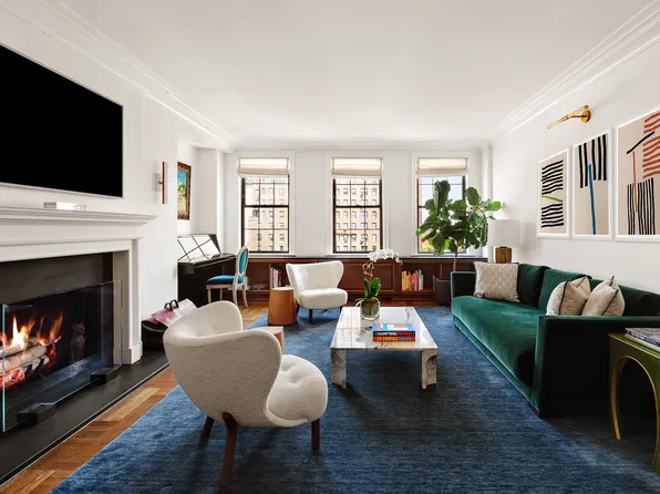 1192 Park Avenue 8A image 1 of 14