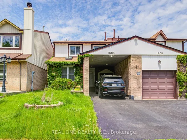 1606 Lancaster Dr #30, Oakville, ON L6H 2Z6