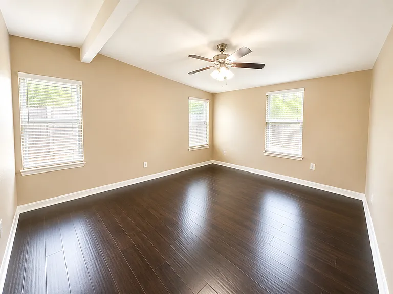 5410 Downs Dr — Photo 8