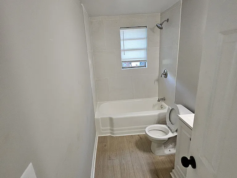 715 Woodard Ave — Photo 8