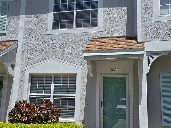 3rd image of 8626 Hunters Key Cir