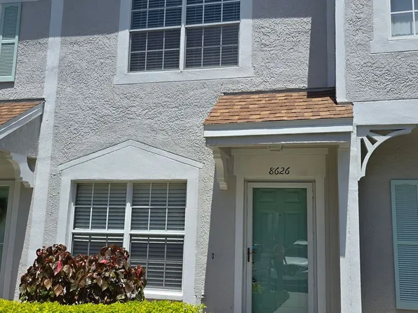 8626 Hunters Key Cir, Tampa, FL 33647