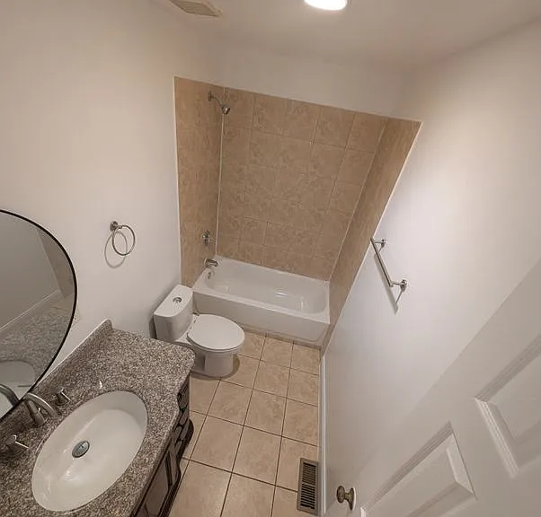 716 Lamont St NW #3 — Photo 4