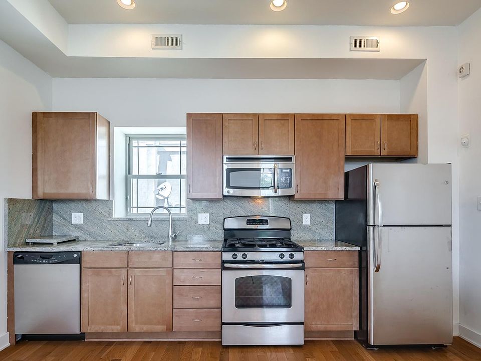 1st image of 1329 Annin St