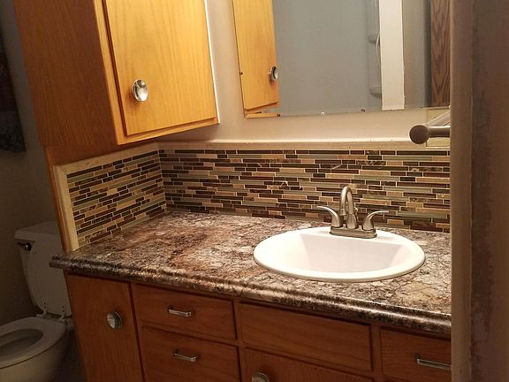 5th image of 1099 Hickory Dr