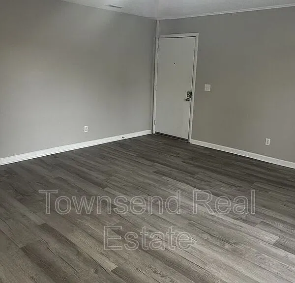 5842 E Century Oaks Dr — Photo 2