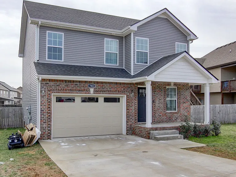 702 Ellie Nat Dr — Photo 43