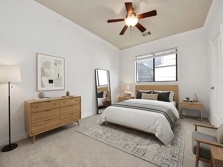 605 W Polk St #B — Photo 38