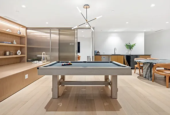 Rented by Realmart Realty LLC | media 6