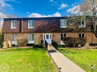 1935 N River Rd #2, Saint Clair, MI 48079