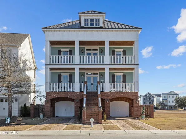 546 Cannonsgate Drive, Newport, NC 28570