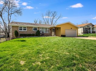 6613 Sassenrath Ln, Saint Louis, MO