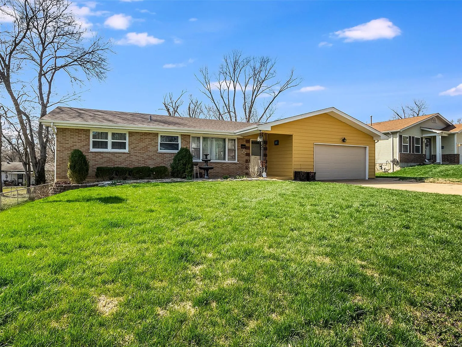 6613 Sassenrath Ln photo 1