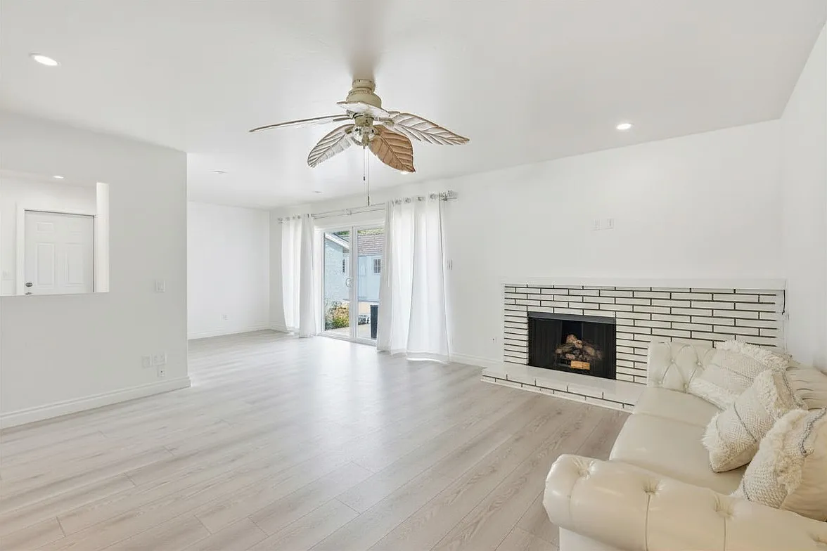 3 bed, 1434 sqft, $5,000 — Photo 4
