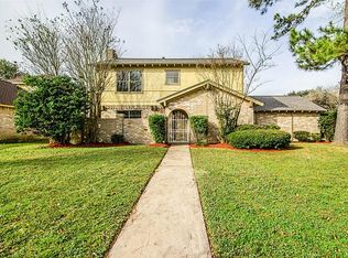 1915 Foxlake Dr, Houston, TX 77084