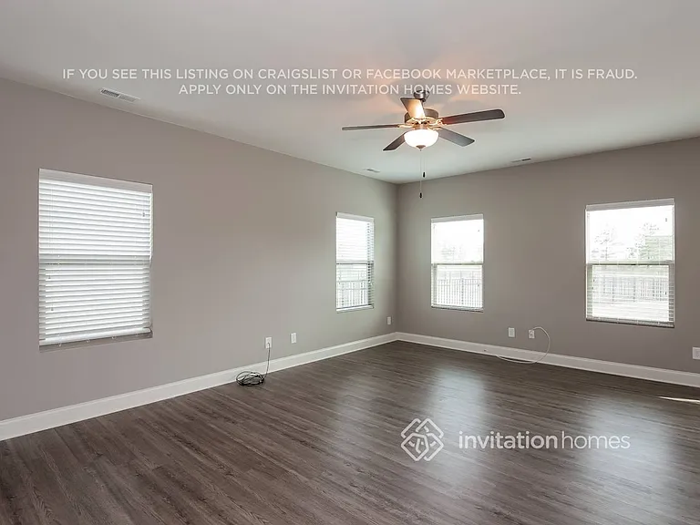 5360 Roberta Crossing Dr — Photo 2