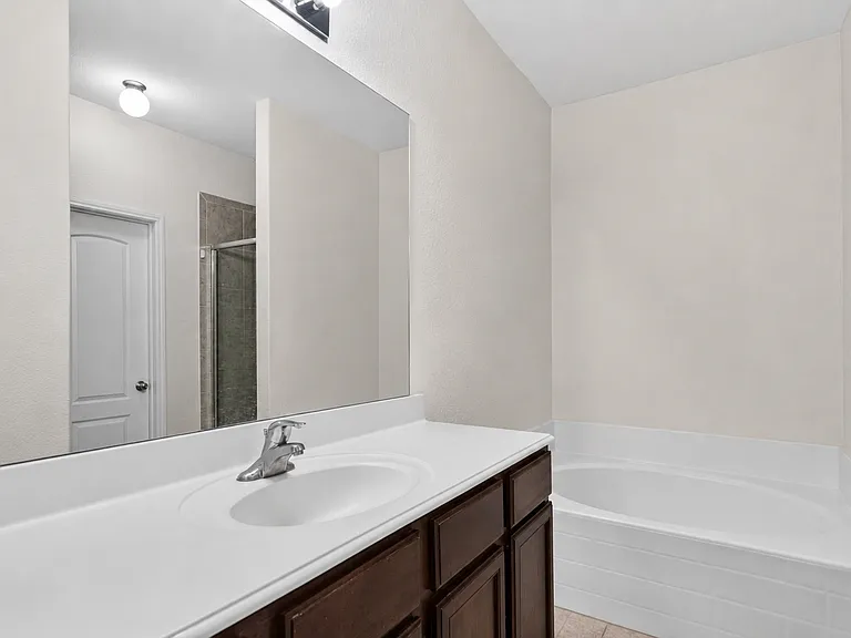 1224 Arizona Dr — Photo 6