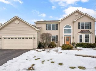 3 Walbridge Ct, Algonquin, IL 60102