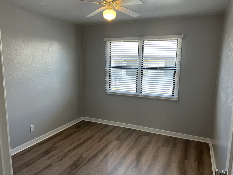 318#3 Bedroom_06132023