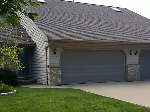 1427 Washington St #1427, Little Chute, WI 54140