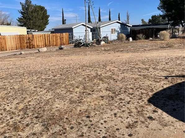 13991 Riviera Dr, Victorville, CA 92395