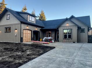 990 SW Dolores Dr, Waldport, OR