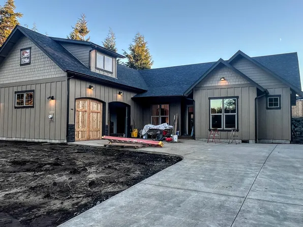 990 SW Dolores Dr, Waldport, OR 97394