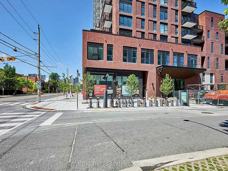 10 Oak St #1107 — Photo 28