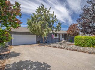 3830 Country Club Dr, Lewiston, ID 83501