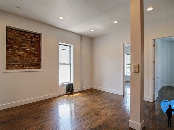 4th image of 1047 Bedford Ave APT 1A