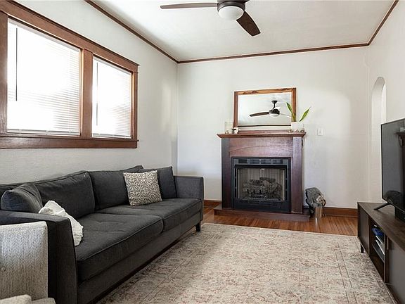 5th image of 810 N 16th St
